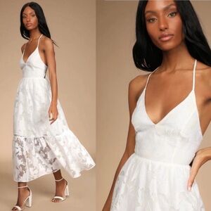 DONATING TOMORROW [Lulu’s] Feeling Like Forever Jacquard Organza Lace Up Dress